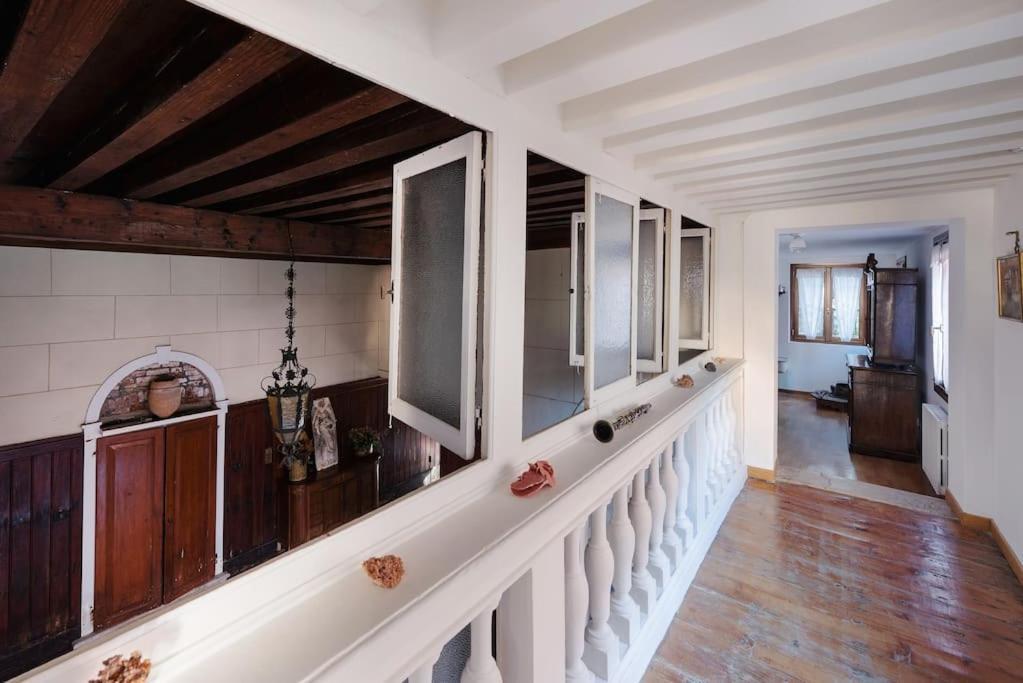Ferienwohnung Walk On The Water ✧ 5 Minutes To Rialto Bridge Venedig Exterior foto